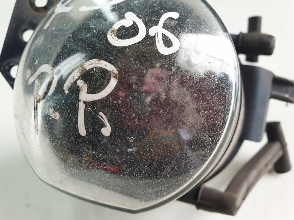 фото №6, Bmw x3 i e83 06r противотуманная фара правый