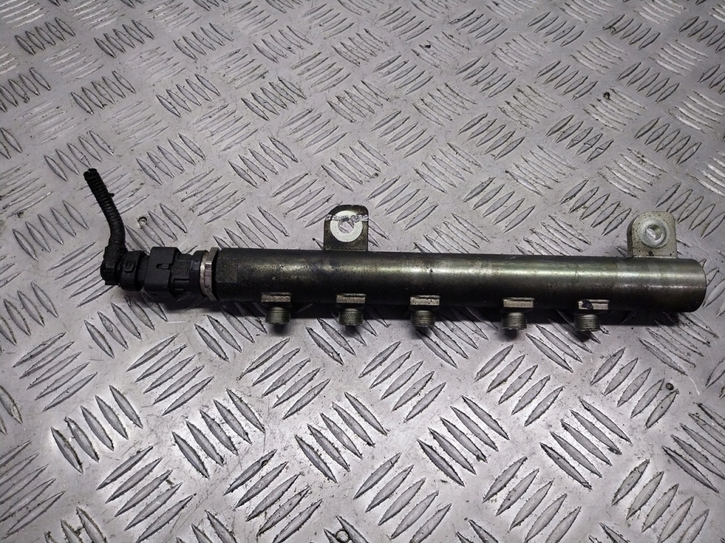 фото №1, Молдинг упорскування alfa romeo 159 1.9 jtd 55209572