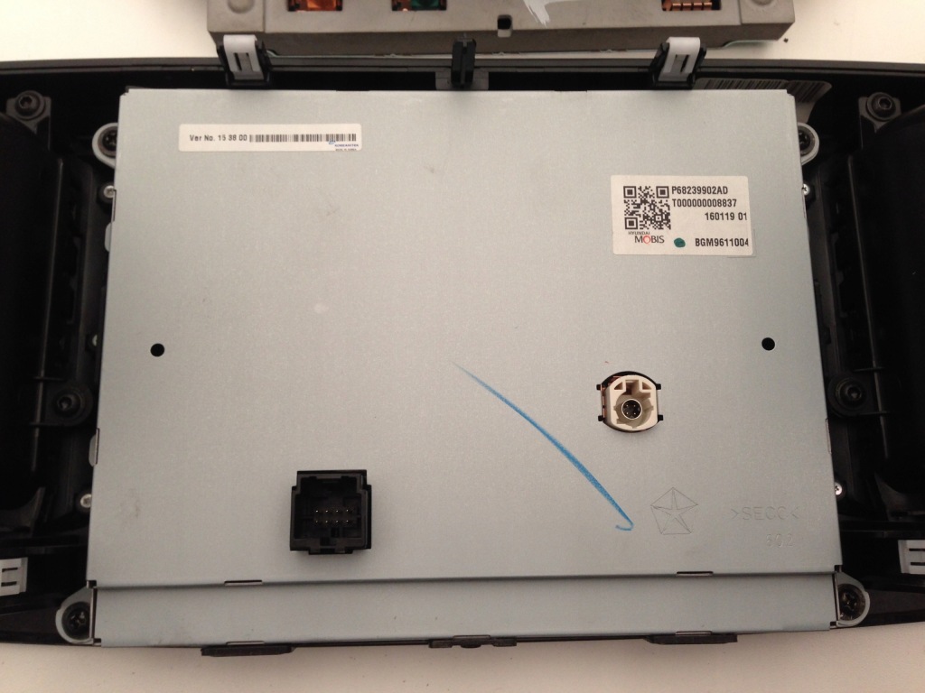 фото №2, Chrysler pacifica 16 радио навигация дисплей