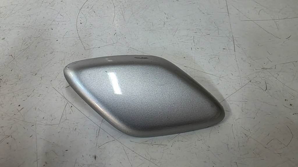 фото №1, Заглушка правая распылителя лампы бампера renault espace iv lift 06-ted69