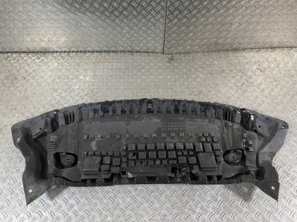 Купити Mercedes w212 12-16 рестайлінг  захист плита під  бампер a2125202123