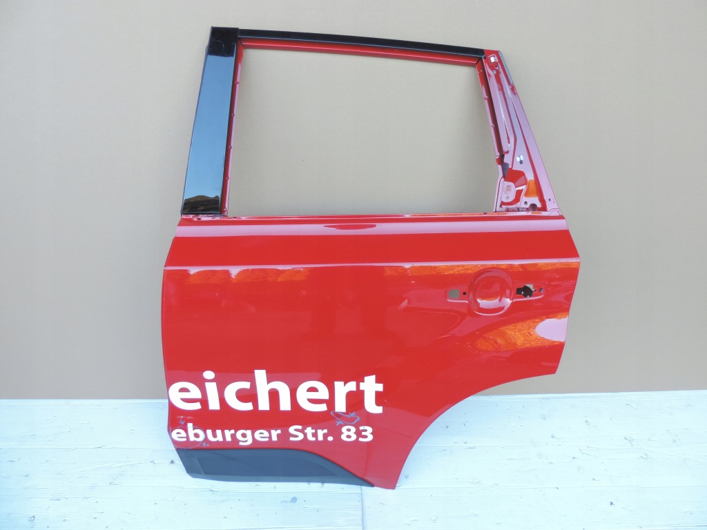 Купить Suzuki vitara iii 2015 2016 2017 задние левая дверь