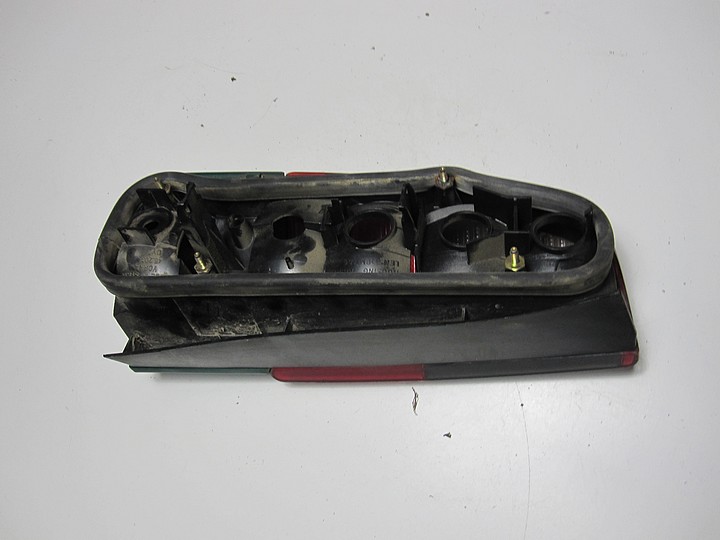 фото №10, Лампа задня права seat cordoba kombi 98r 11