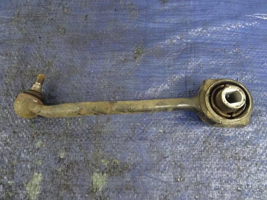 фото №1, Рычаг правый перед mercedes slk r171