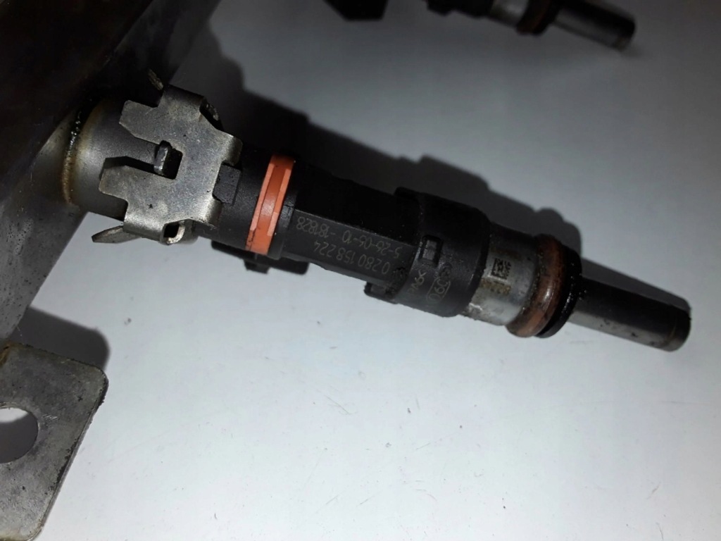 фото №2, 2010 alfa romeo giulietta форсунка 028158224