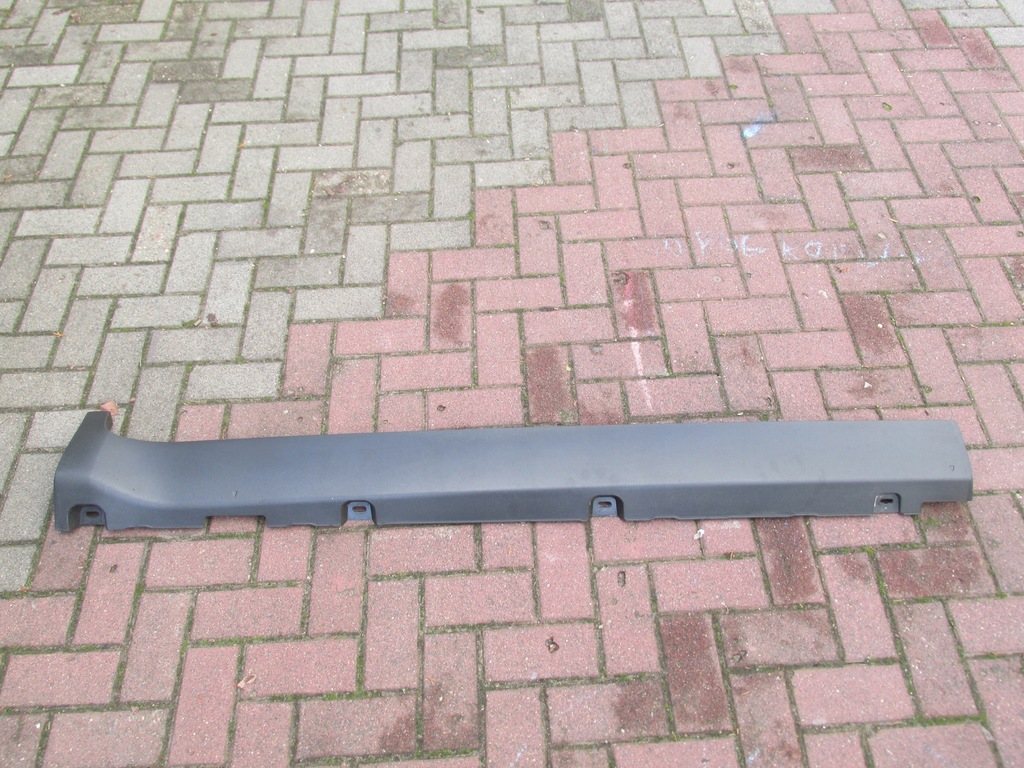 фото №1, Молдинг порог правая kuga mk1 2008 -2012