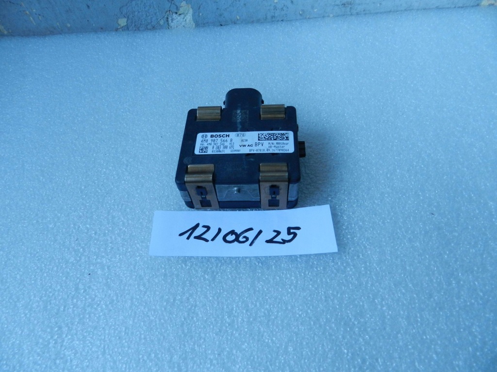 фото №3, Audi q7 ii 4m0 15- радар ассистент переключения поперечина движения 4m0907566b master