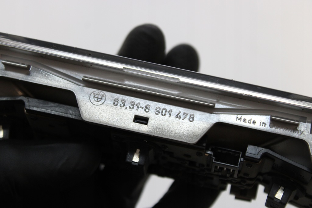 фото №7, Лампа освещение кабины bmw e46 touring 6901478