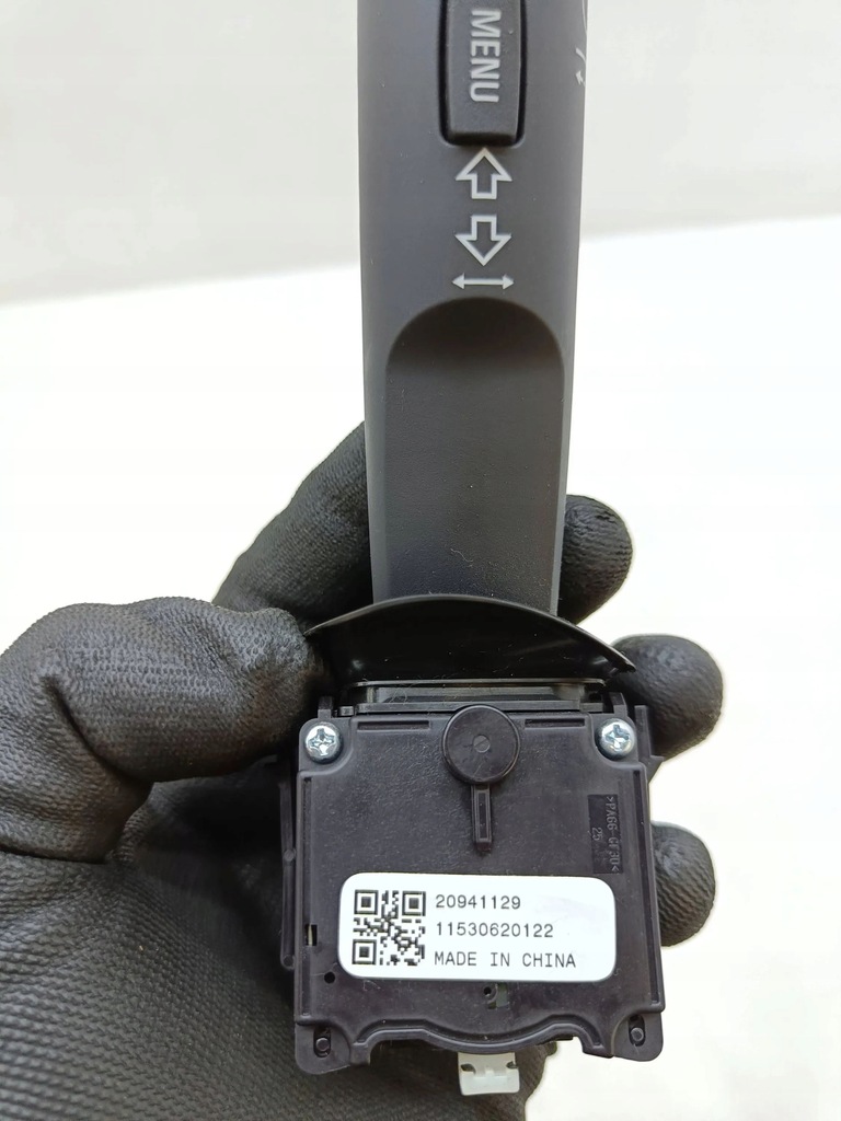 фото №9, Opel astra j 2011 рычаг / переключатель поворотники