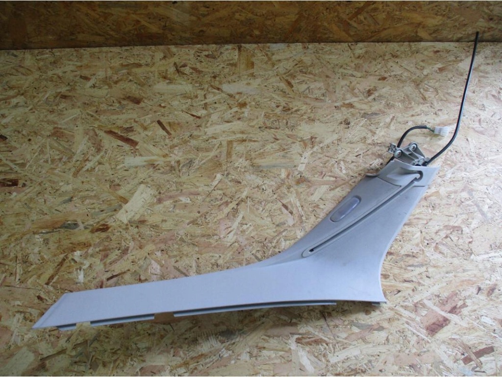 Купить Защита стойка направляющая шторка mercedes w212 универсал a2126900925