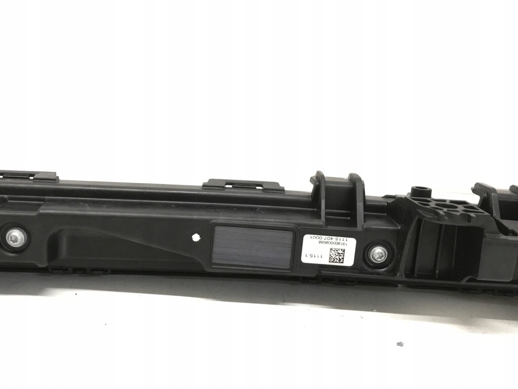 фото №11, Mercedes eqc w293 лампа led средняя nad решётка радиатора