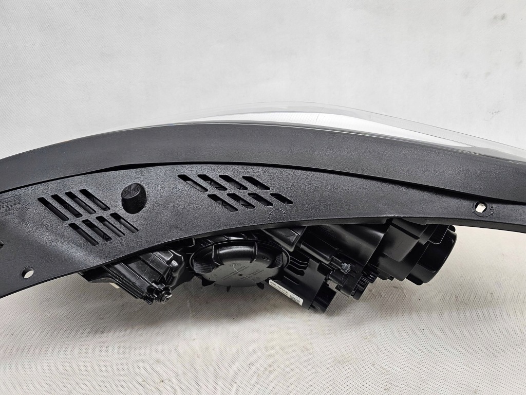 фото №8, Hyundai tucson iii 15-18 лампа перед правая подсветка 92102d7101