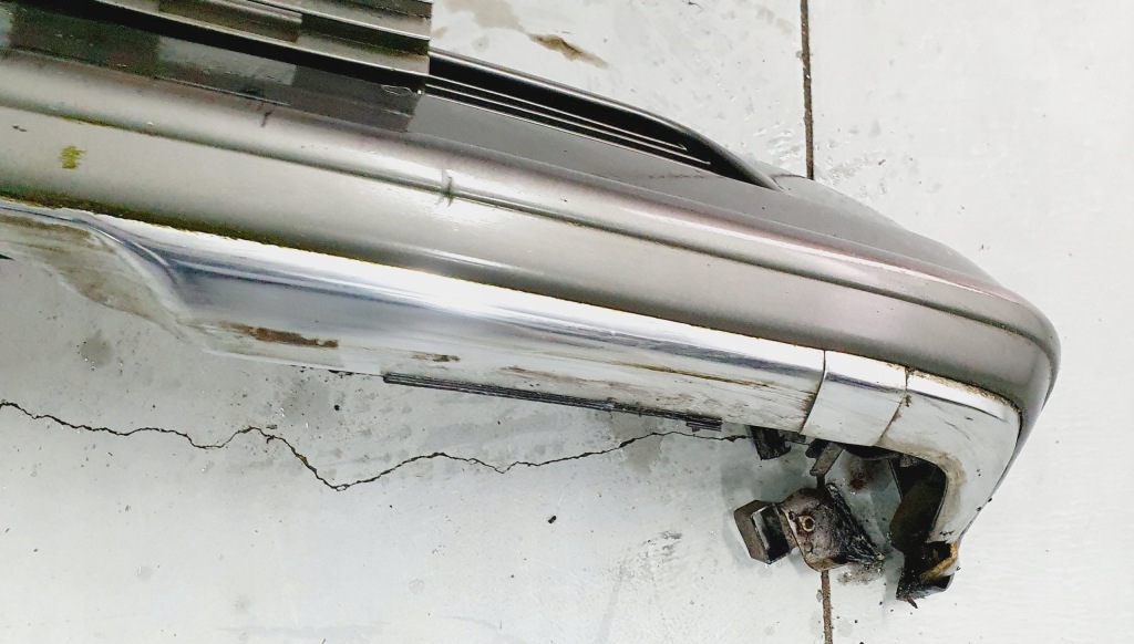 Бампер перед передний mercedes w126 Недорого