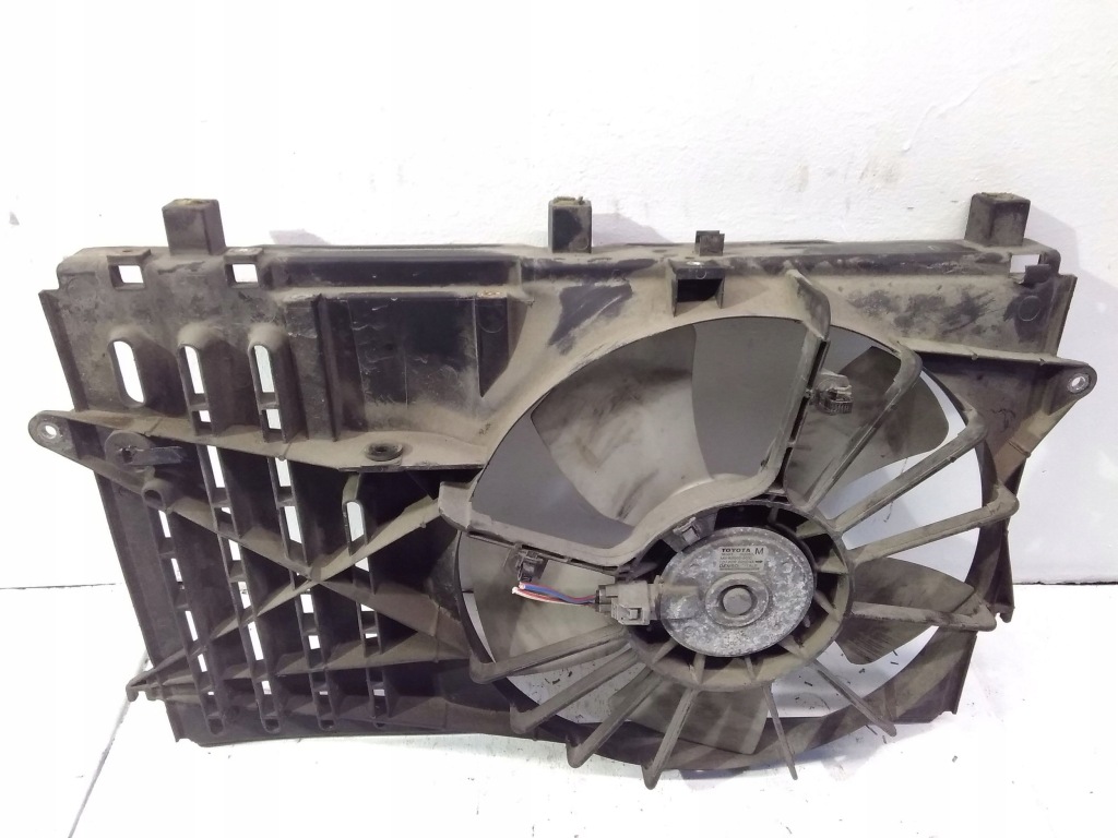 Вентилятор радиатора toyota corolla e120 e130 1227509392 в Украине