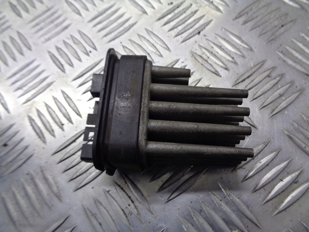 фото №1, Резистор резистор вентилятор skoda fabia i