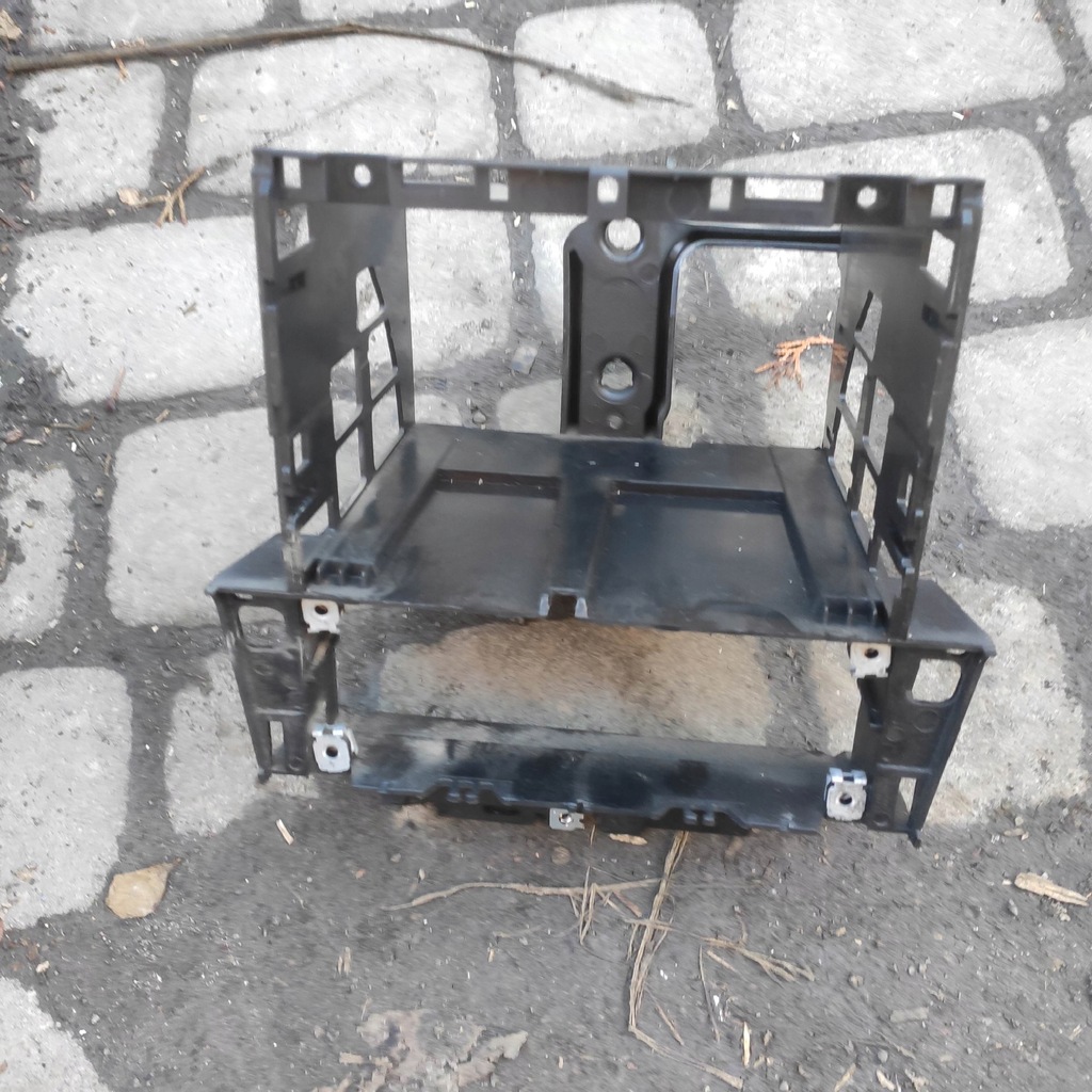 фото №1, Рамка каркас радіо кишеня skoda superb i 3u0858757