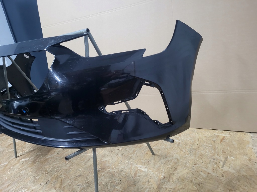 Opel insignia b 2 2 рестайлинг  бампер передний перед Киев