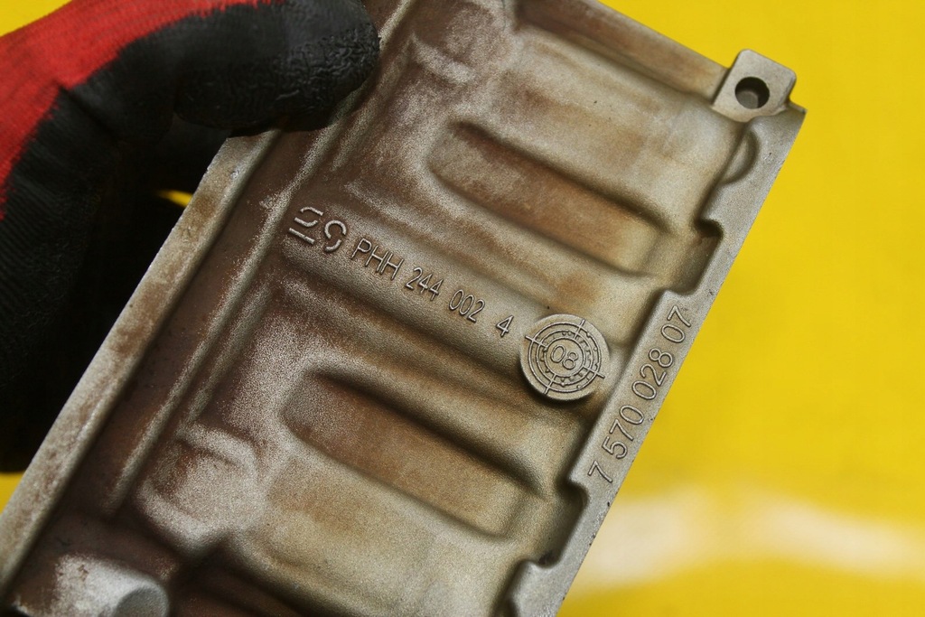 фото №7, Кронштейн котушки запалювання 757002807 f10 n55b30a