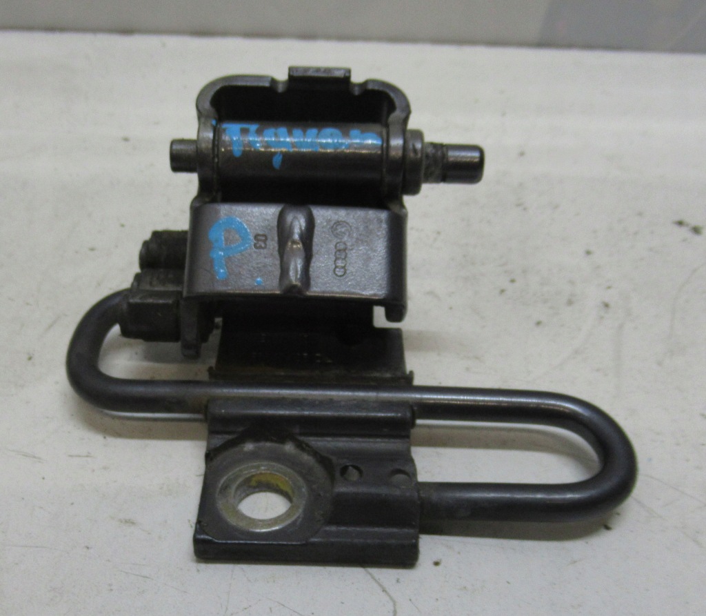 фото №1, Vw tiguan 10r петля двері правий перед