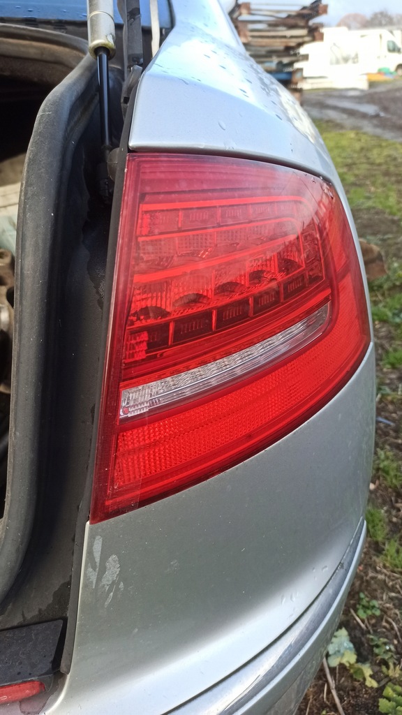 фото №6, Лампа права задня audi a8 d3 fl lift 05-09