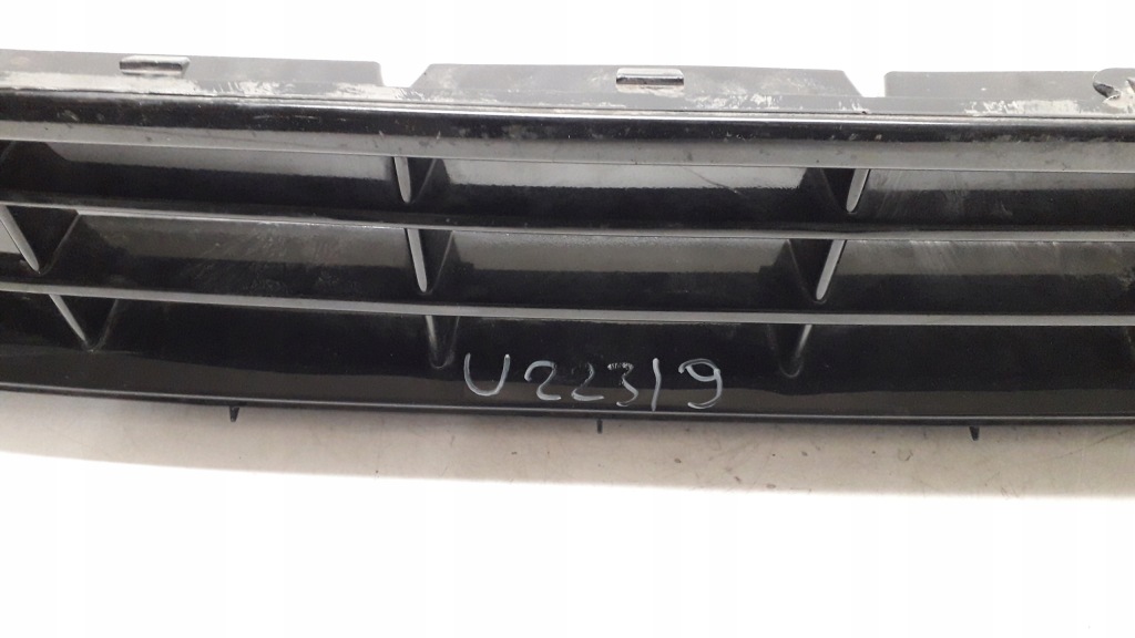 Volvo xc90 14- r-design накладка решётка бампера в Украине