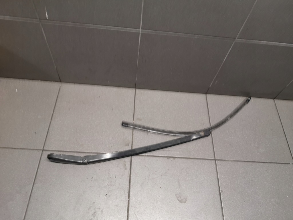 фото №1, Рычаг дворники правое audi a8 d3 eu 4e1955408b