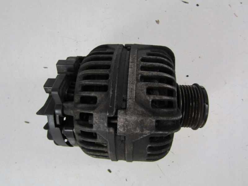 Volvo v70 1 генератор 2,4 193 km b 5254 t в Україні