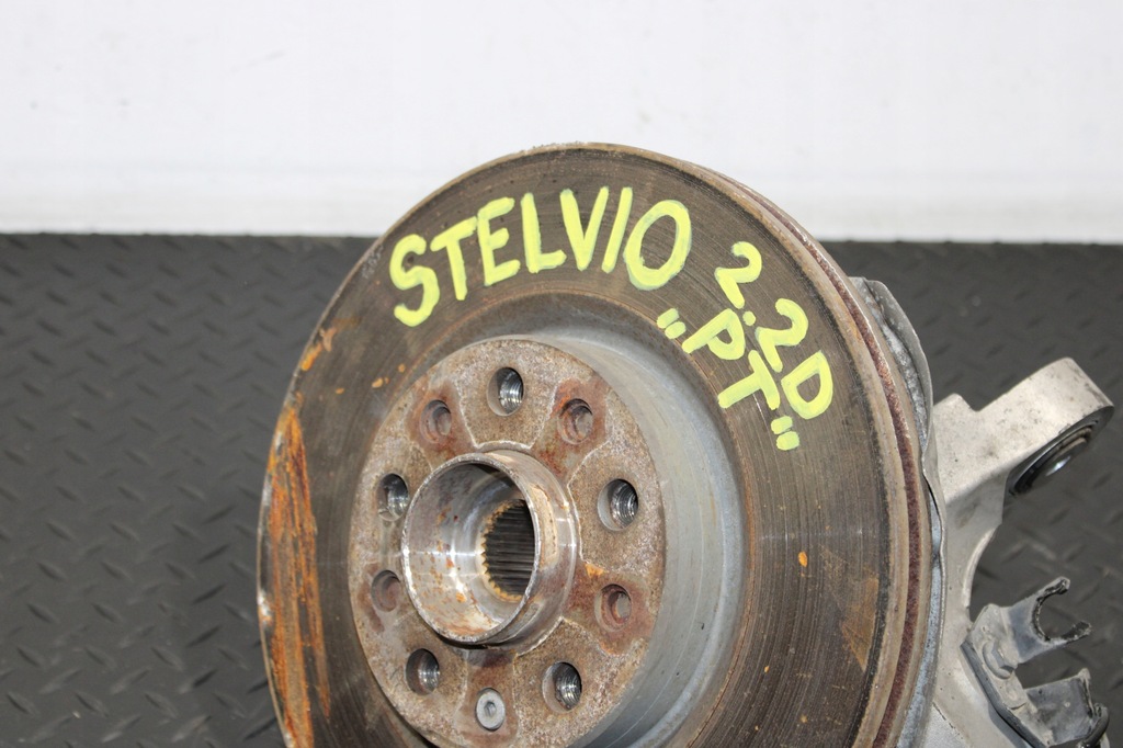 фото №3, Поворотний кулак правий задня 4x4 alfa romeo stelvio q4