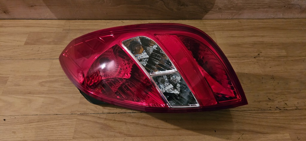 фото №1, Лампа правая задняя hyundai i20 i 08-11 92402-4p000