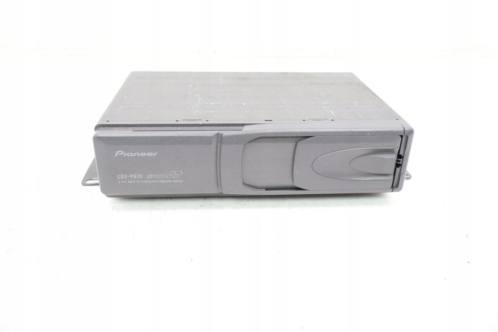 фото №1, Jeep grand cherokee wk2 радіопрогравач cd/dvd/gps cdxp670