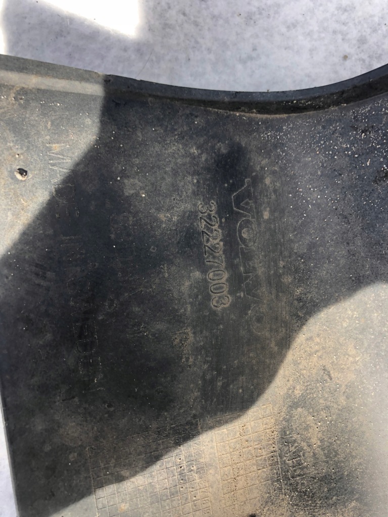 фото №15, Бампер задня volvo v60 2 ii 18- plus накладка o nr 32227003