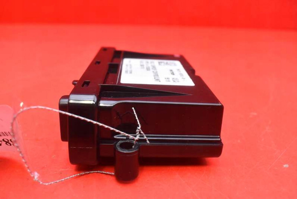 Блок керування 1007512-00-c tesla model s performance рестайлінг  16-21 Зі Шроту