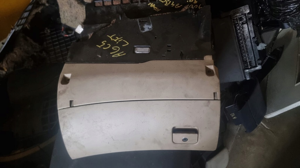 фото №1, Бардачок пассажира audi a6 c5 lift