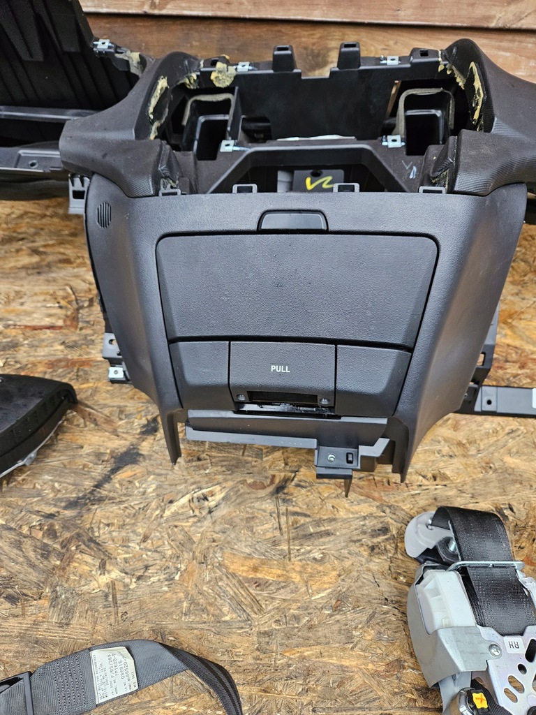 фото №11, Консоль приборная панель приборная hyundai i30 09r. europa комплектная