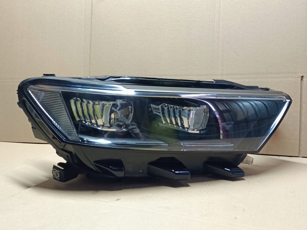 фото №4, Vw t-roc 17-21r 2ga941036d full led правая лампа перед valeo europa
