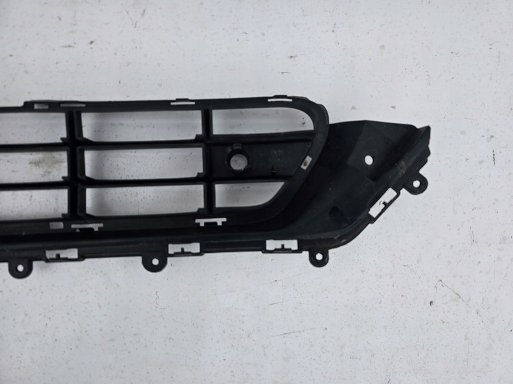 фото №11, Решётка средняя бампера перед volvo xc40 inscription 2017 -