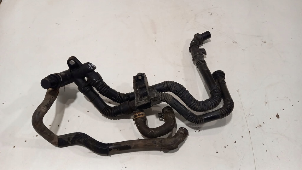 фото №1, Wąż трубы магистраль wody 1.4 tdci peugeot ford mazda citroen 9641522280 !!!