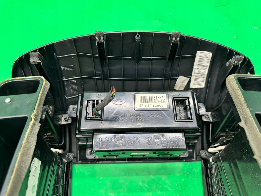 фото №8, Рамка консоли радио дисплей панель обдув kia ceed i 1 06-09 europa