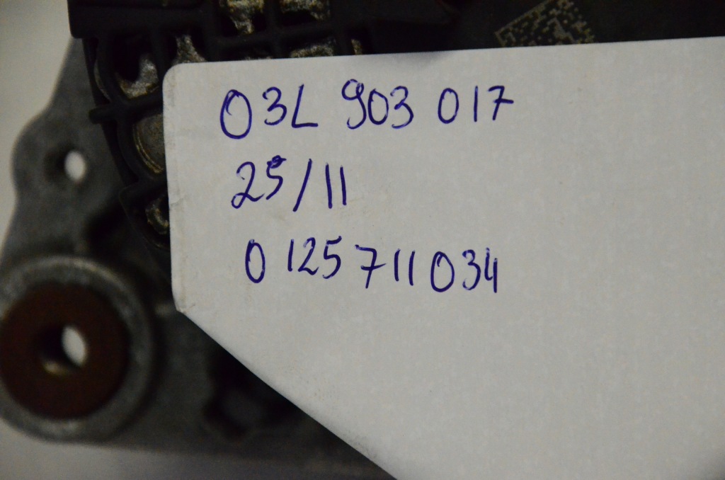 Vw audi генератор 03l903017 . Доставка