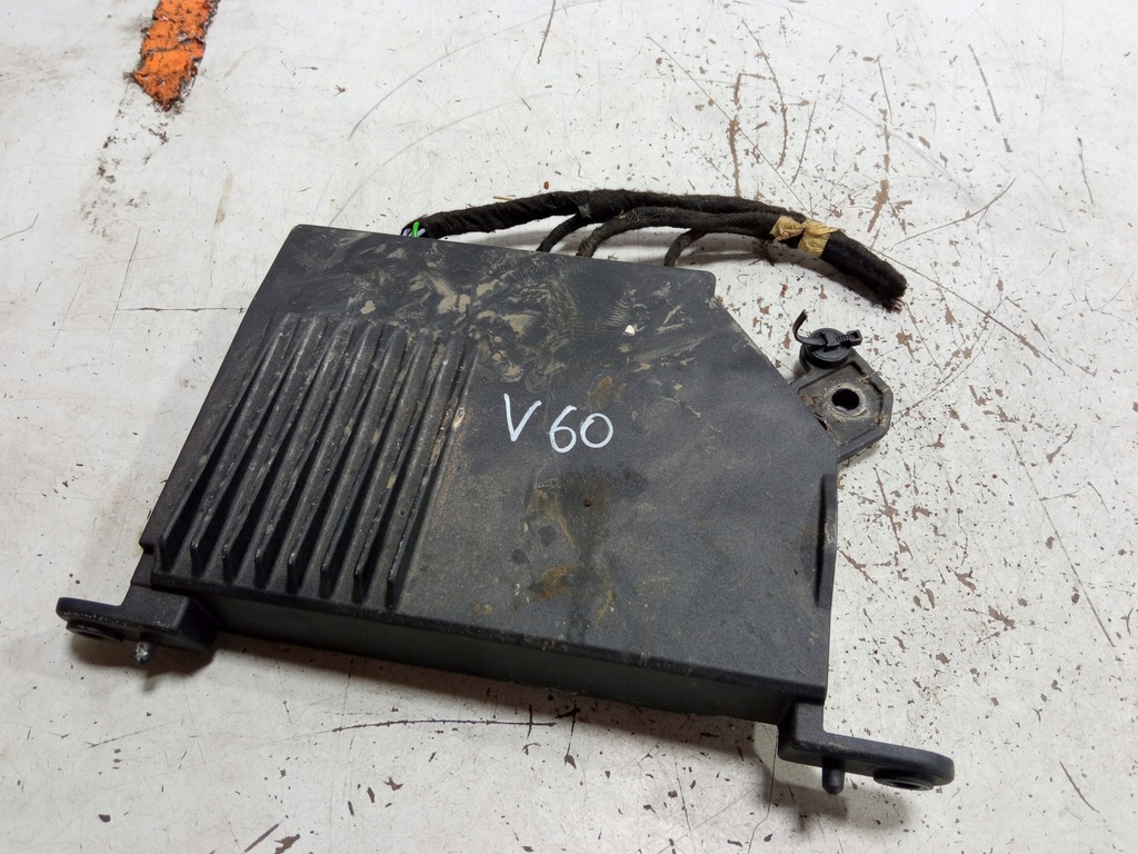 фото №1, Volvo v60 ii підсилювач аудіо радіо