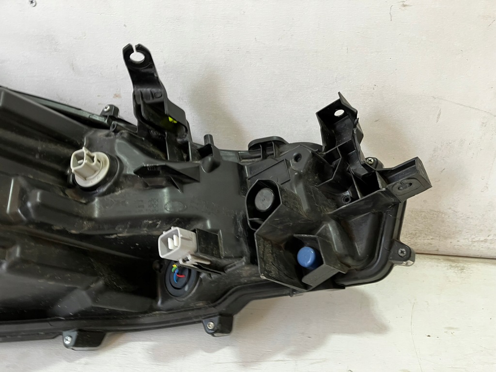 фото №14, Corolla e21 sedan лампа перед ліва звичайна led