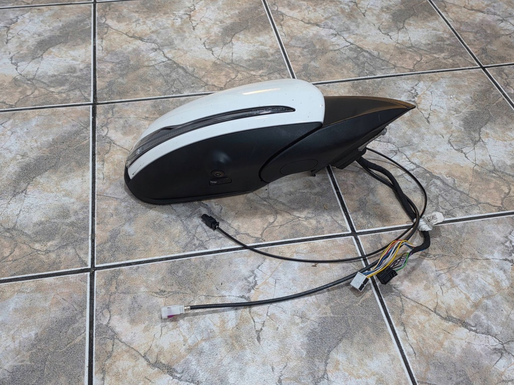 Glc c253 glc купе дзеркало асистент камера lifting 8+8+1+1 Недорого