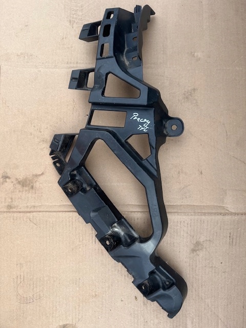 фото №1, Направляющая бампера peugeot 5008 ii 2017- правый