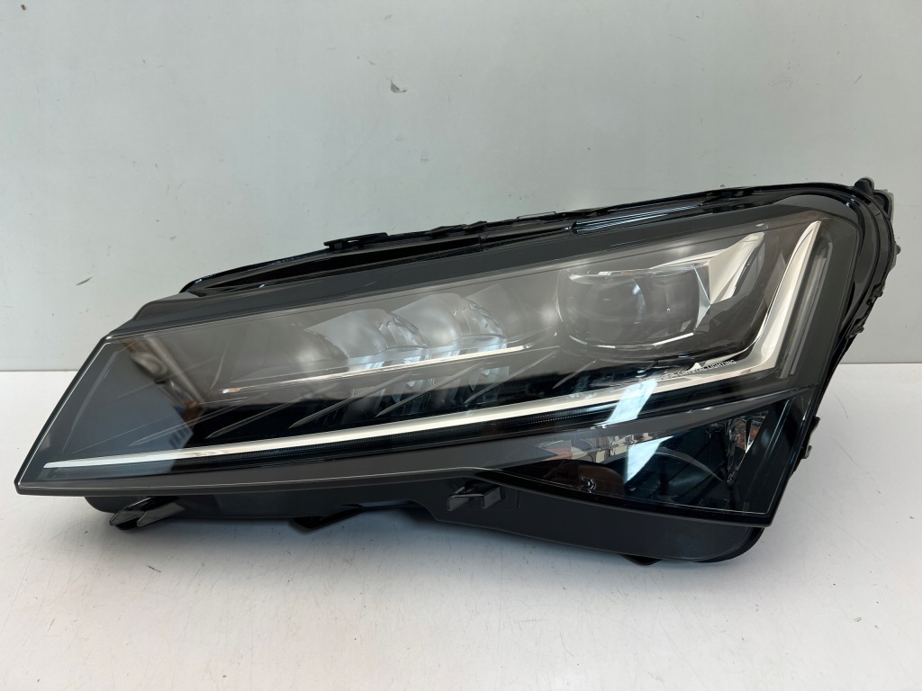 Купить Skoda superb 2 3v1 рестайлинг  фара левая full led crystal lighthing 2019-