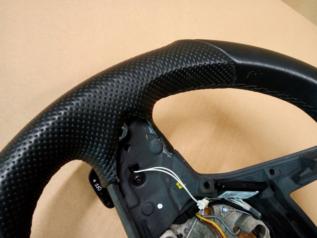 фото №9, Vw golf viii повітропровід шкіра блок керування керма