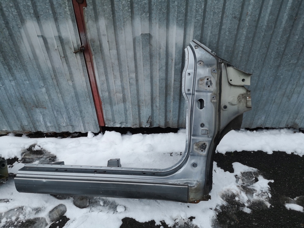 фото №1, Swift mk6 iii 3hb блок двигателя правый перед + порог zcd