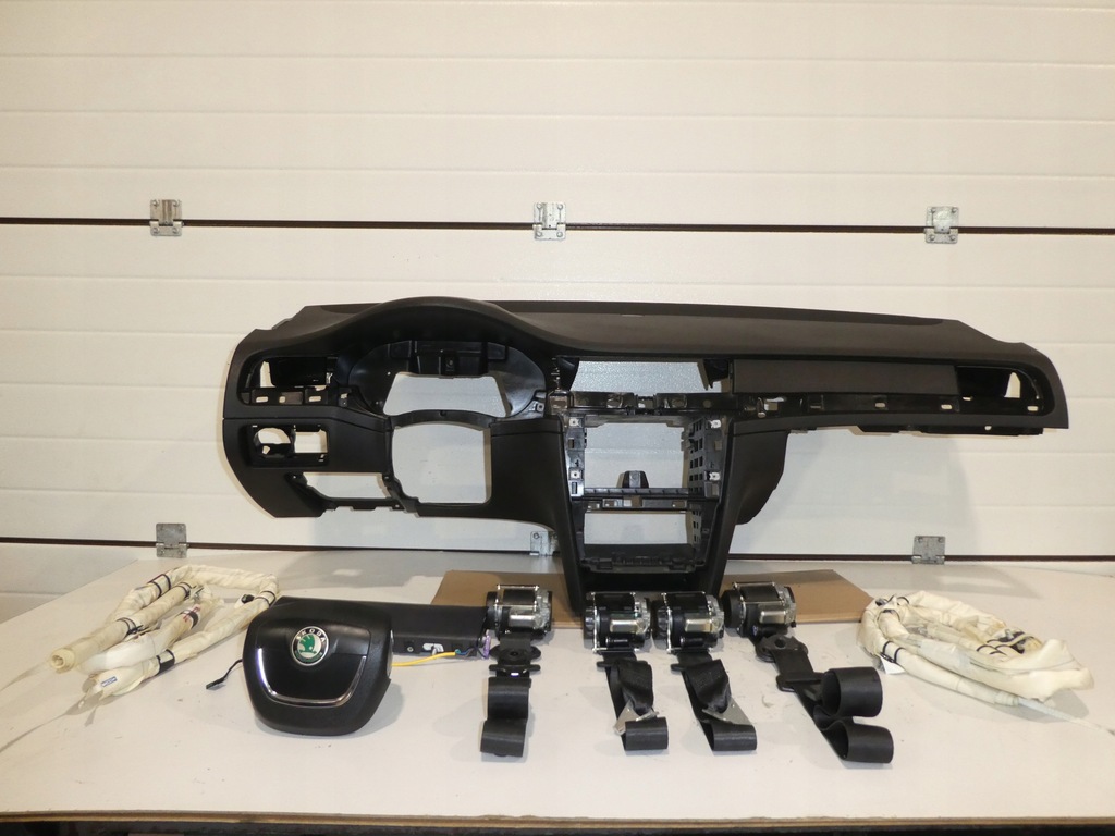 фото №11, Skoda superb ii панель приладів консоль подушка безпеки шторки безпеки ремені