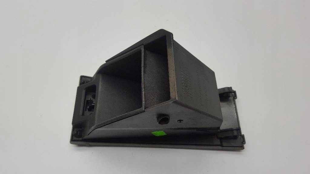 фото №4, Бардачок консоли mazda 2 2005 europa