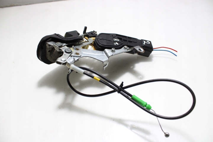 фото №1, Замок правый задняя дверь toyota corolla ix e12