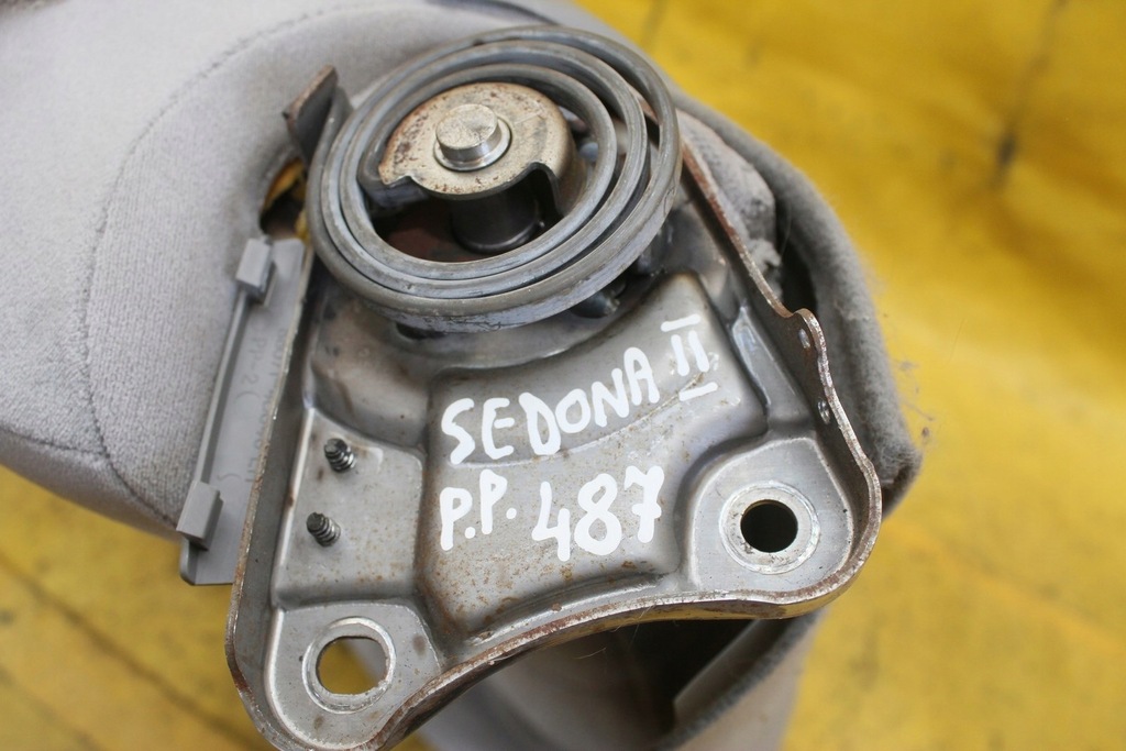 фото №9, Спинка сидіння правий перед kia sedona ii